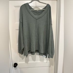 *Aerie Slouchy Sweater. XL